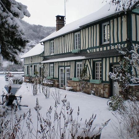 Chambre D'Hotes Au Fil De L'Eau Jumieges Exterior photo